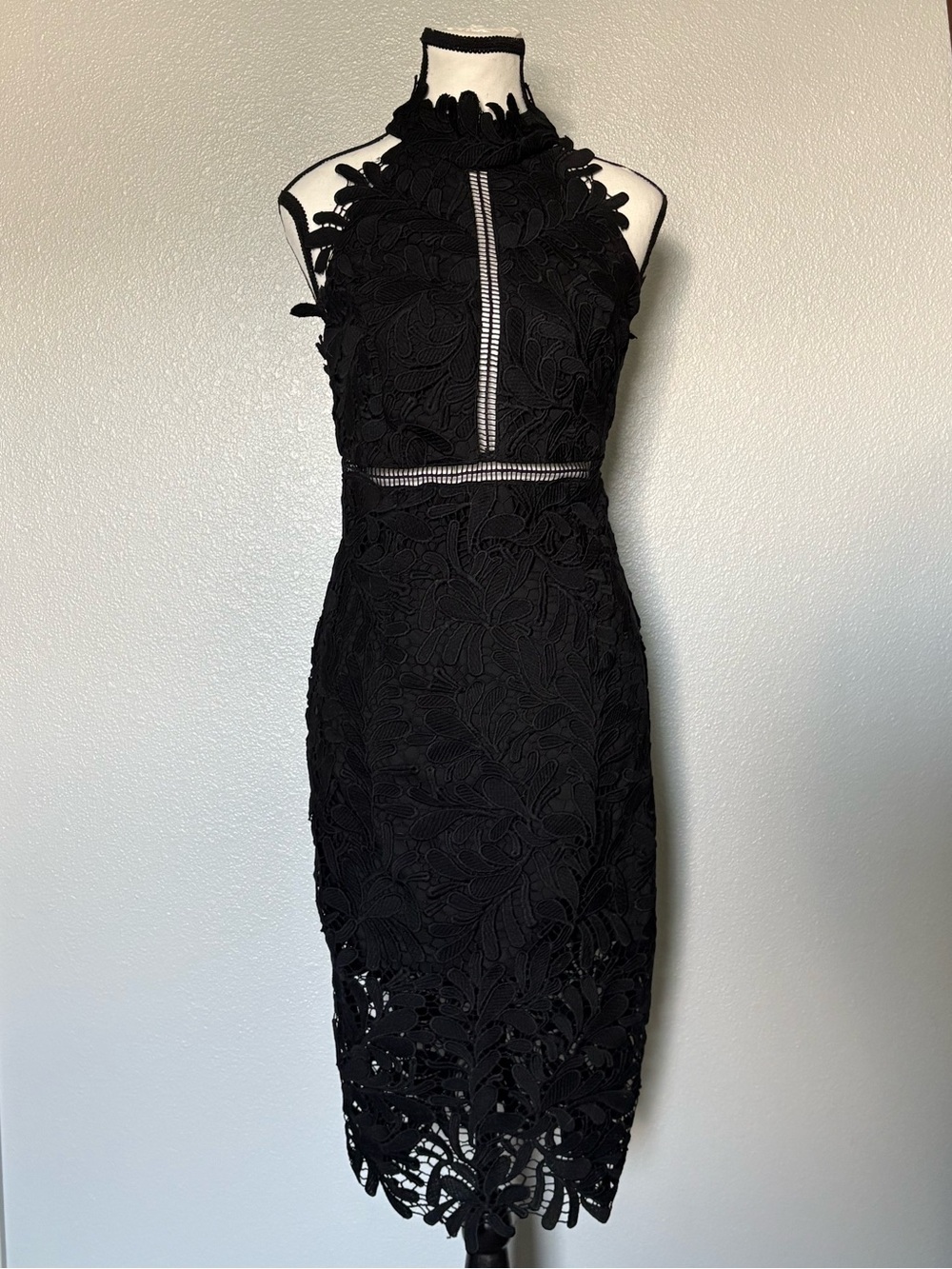 Bardot Halter Lace Bodycon Dress 🖤